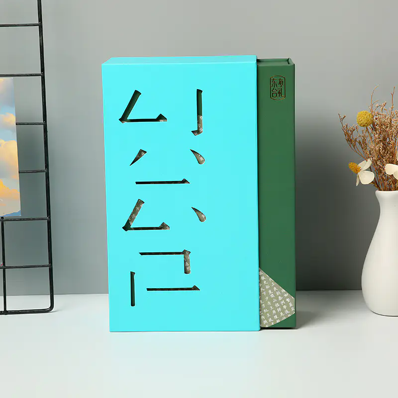 What Makes a Notebook Gift Box the Perfect Corporate and Personal Present?
