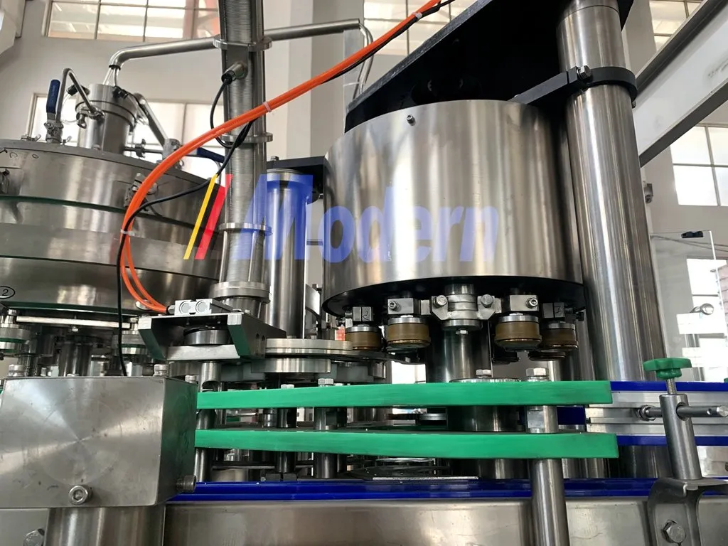 330ml 500ml Small Automatic Low Oxygen Brewing Beer Can Filling Machine