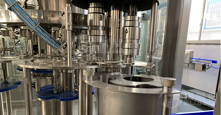 Automatic Isobaric Beverage Soda Drink 200-2000ml Stainless Steel 304 Filling Machine