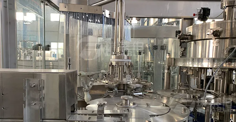 Automatic Isobaric Beverage Soda Drink 200-2000ml Stainless Steel 304 Filling Machine