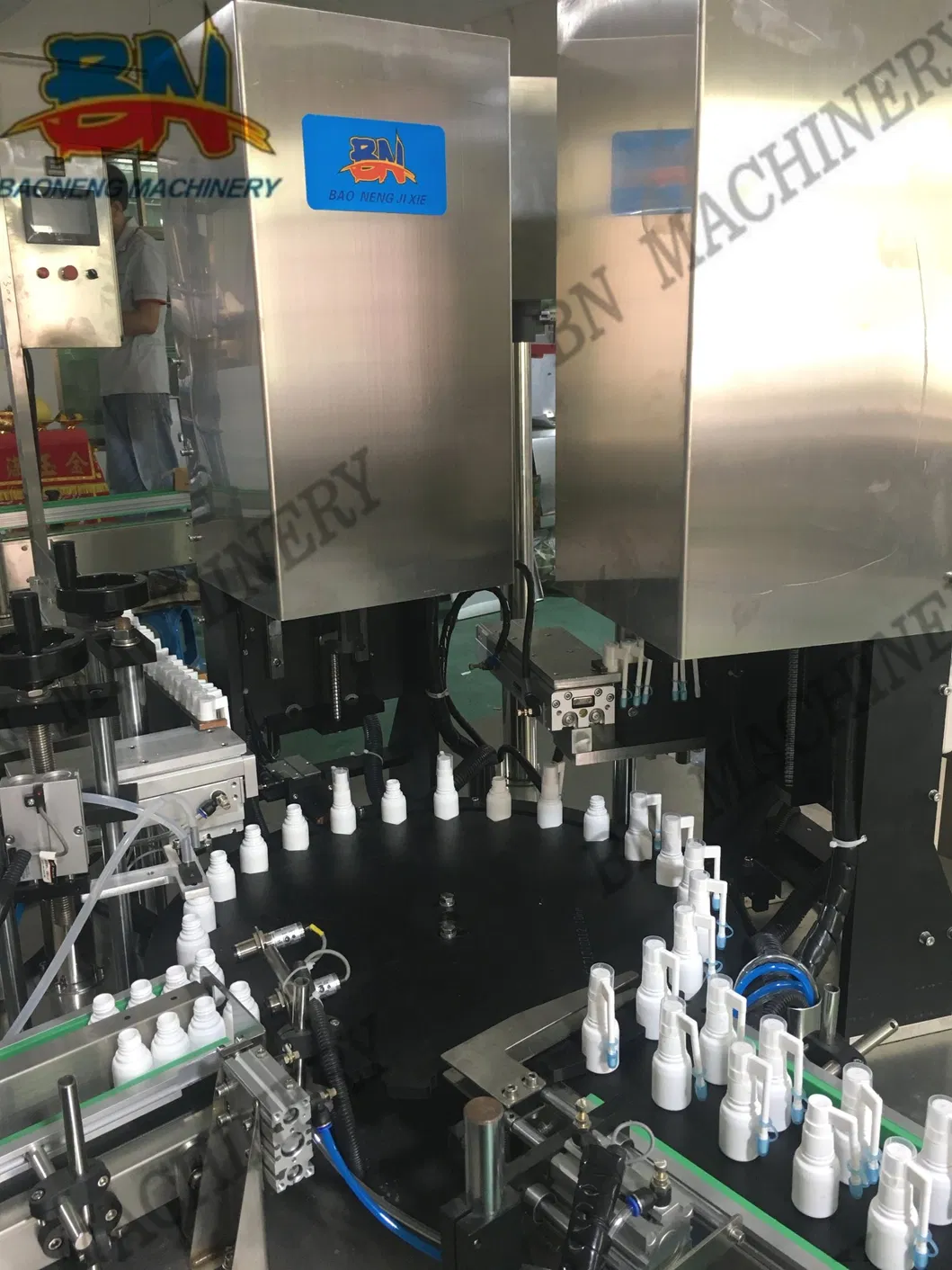 Automatic Pharmaceutical & Cosmetic Bottle Nasal/Mouth Spray Liquid Filler Capper with Top-Quality Supply