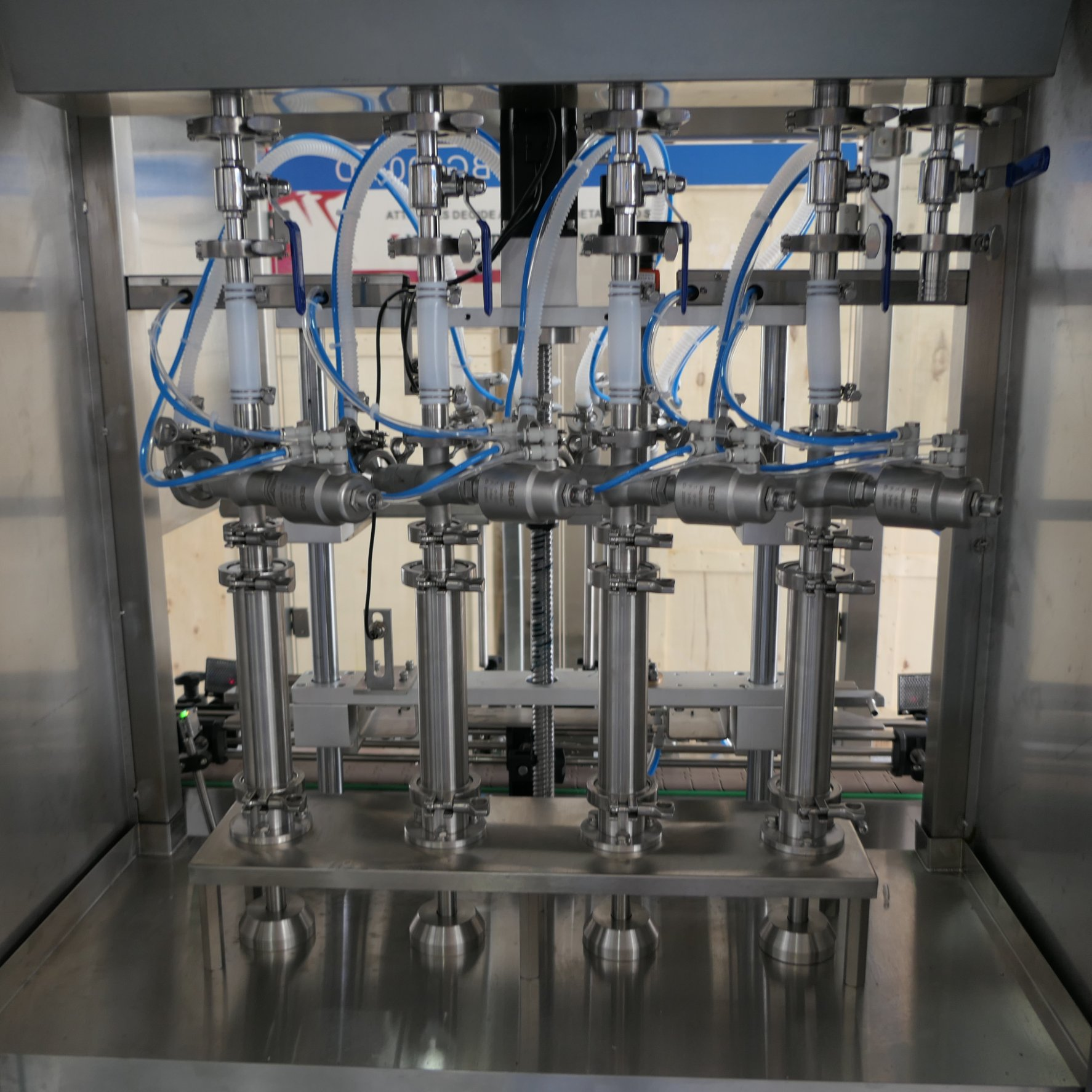 Automatic Shampoo Liquid Soap Detergent Filling Capping Labeling Machine Filling Line 100ml 500ml 1000ml 2000ml 5000ml