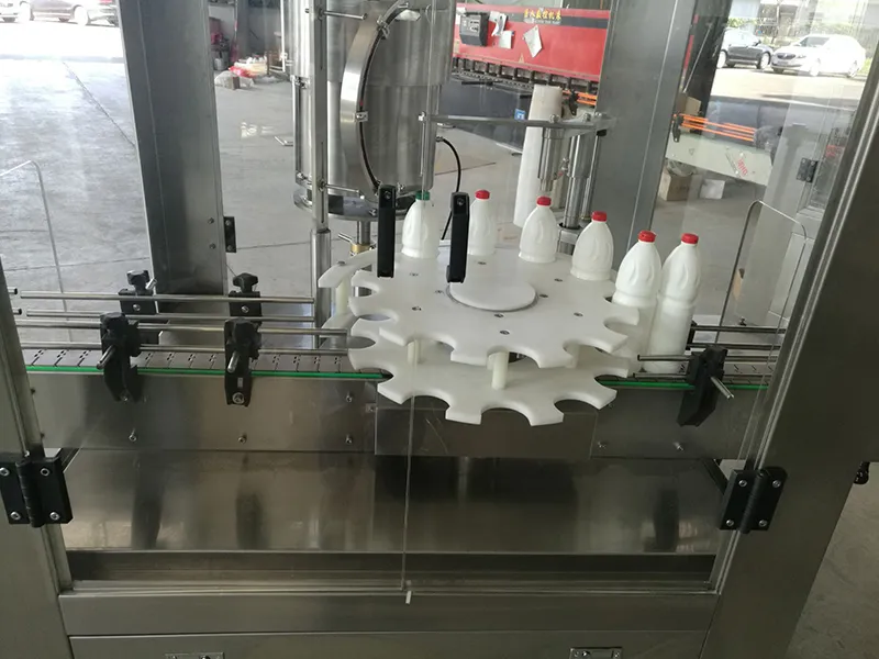 Automatic Stainless Steel Piston Press Screw Capping Equipment for Cleaning Detergent