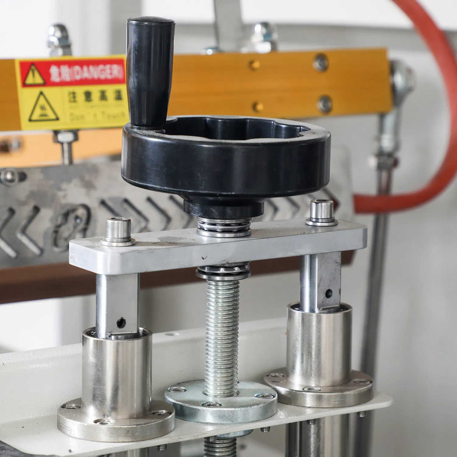 High Efficiency Anti-Stick Coating Fully Automatic Wrapping Machines for Cosmetics