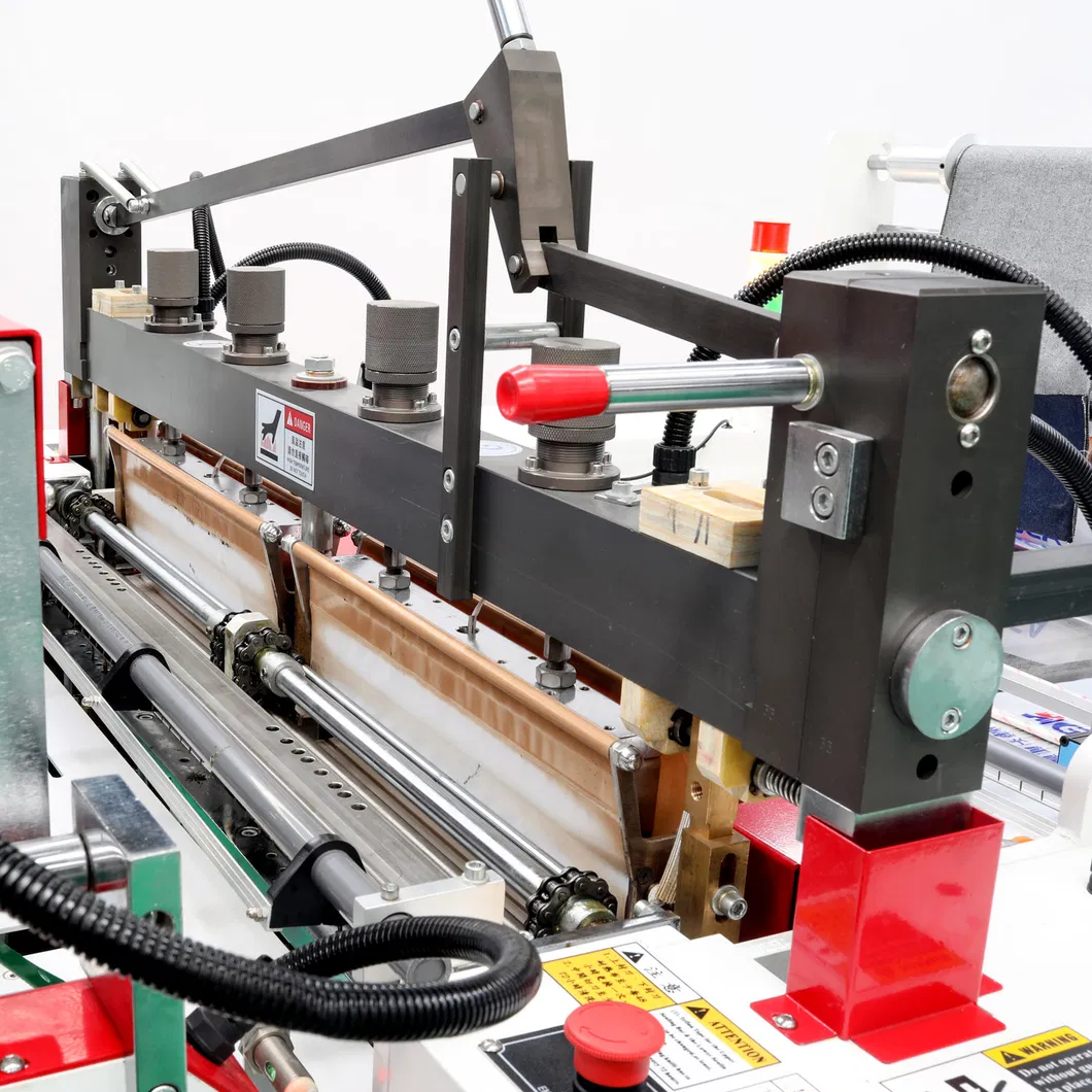 High Speed PE Heat Sealing Cutting Perforation Coreless T Shirt Garbage Grocery Bag on Roll Making Machine with Clit