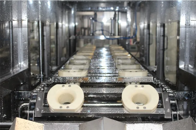 Qgf Series Semi Automatic 5 Gallon Water Filling Machine in India