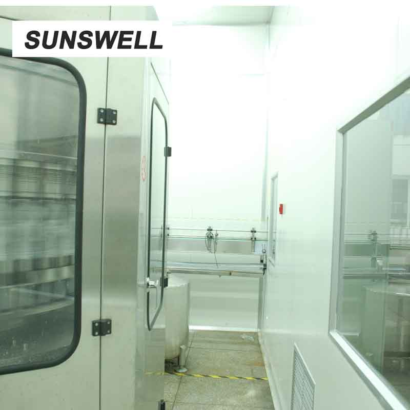 Sunswell Water Drinking Blowing-Filling-Capping Combiblock Filling Machine