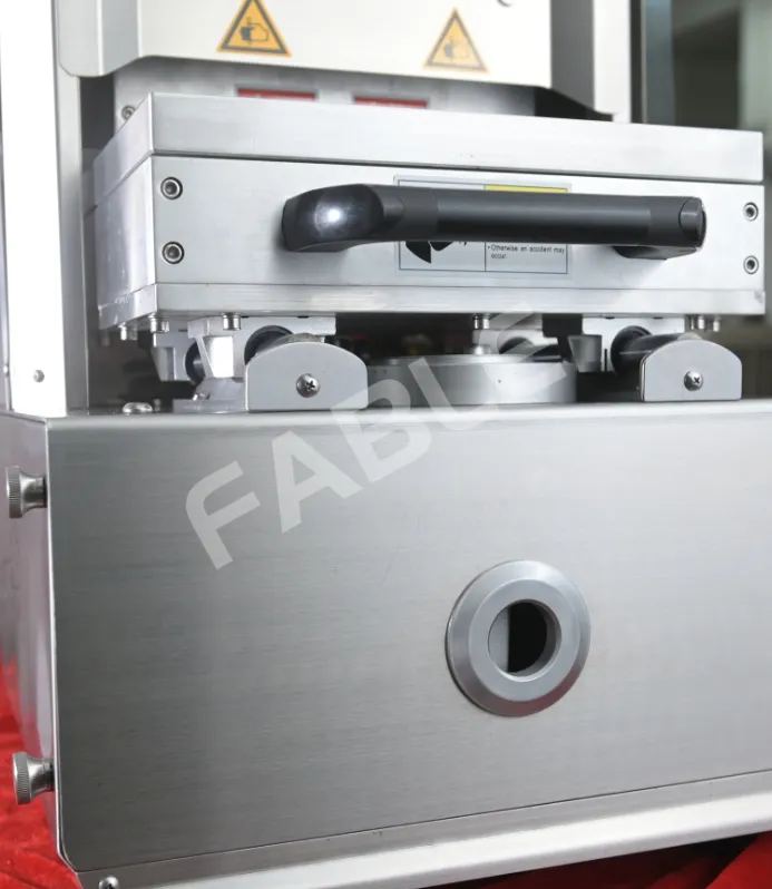 Vertical Type Vsp Vacuum Skin Packaging Machine Skin Pack Machine Meat Seafood